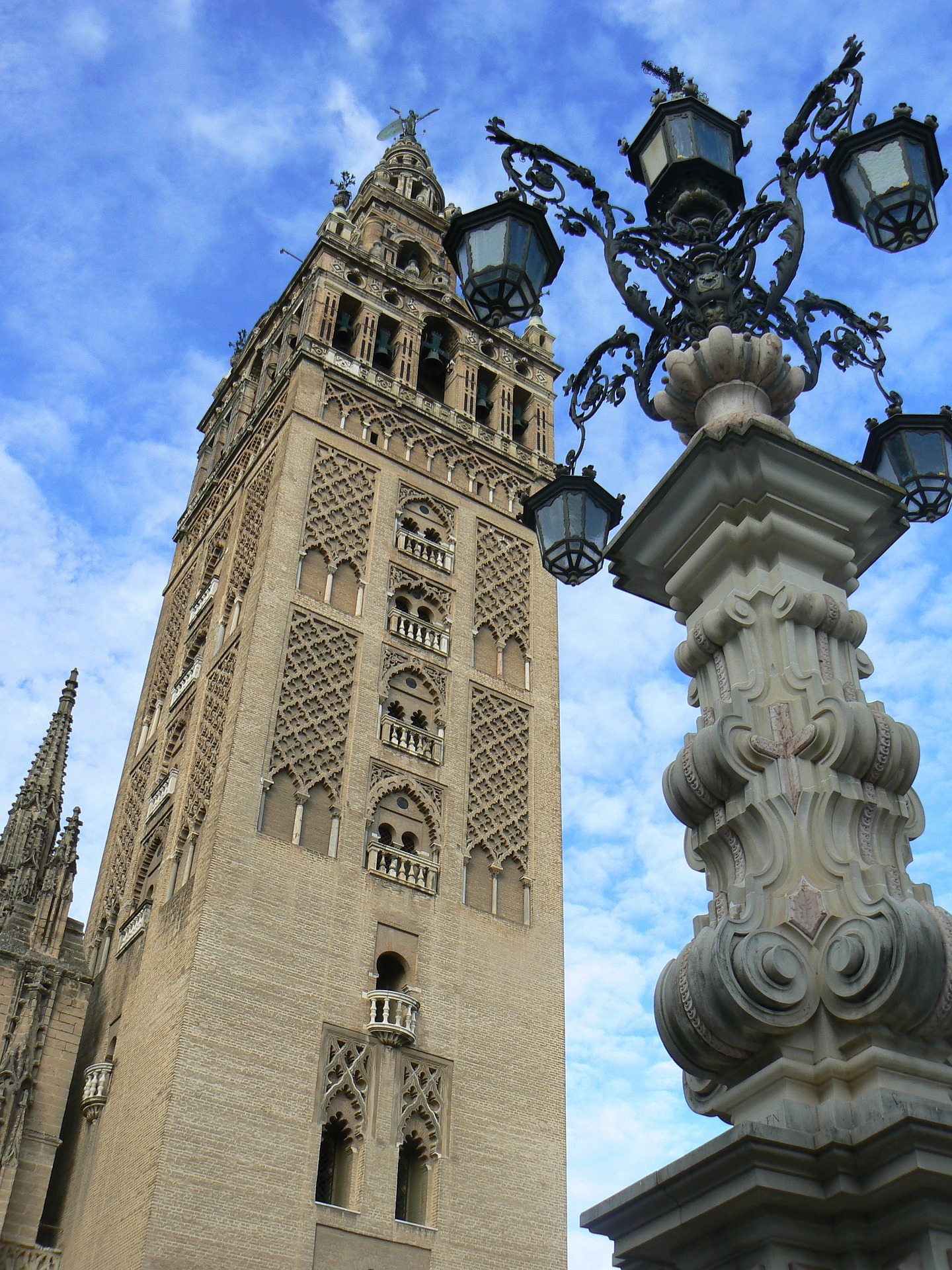 La Giralda Rota Amada 